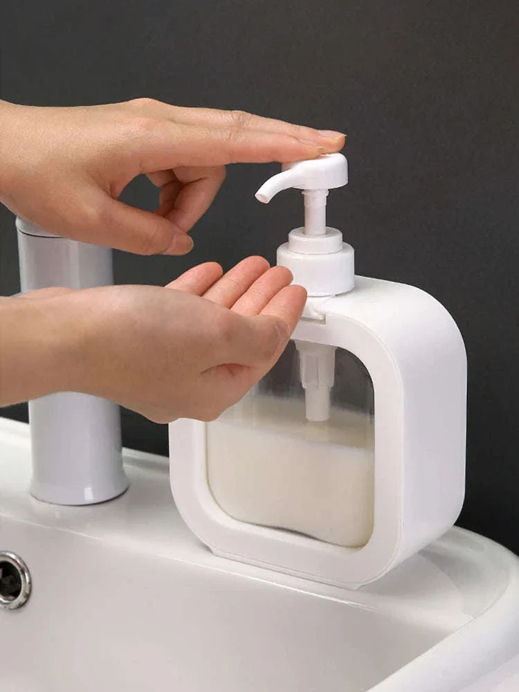 Transparent Large-Capacity Soap Dispenser Bottle - Image 15