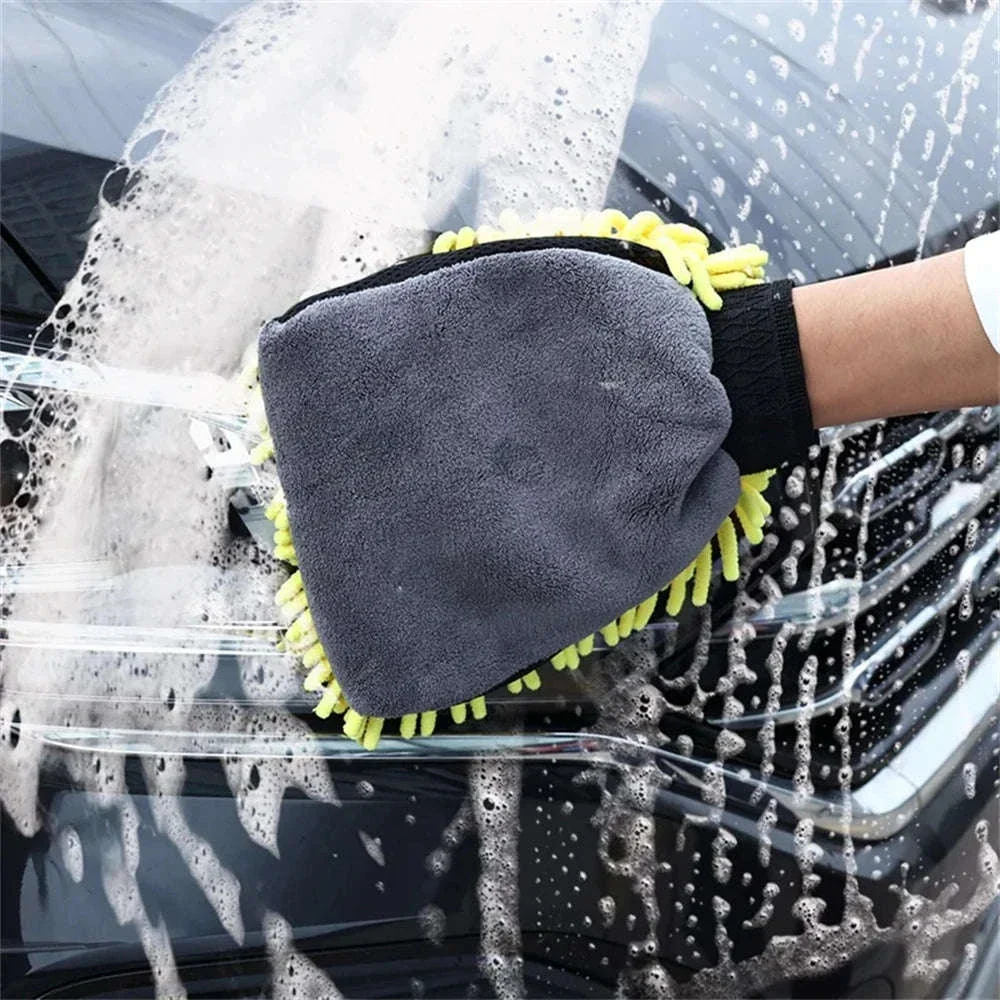 Microfiber Car Washing Gloves for Gentle, Thorough Cleaning - Image 8