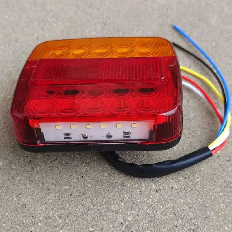 12V 26-LED Tail Light with Number Plate Light - Image 5