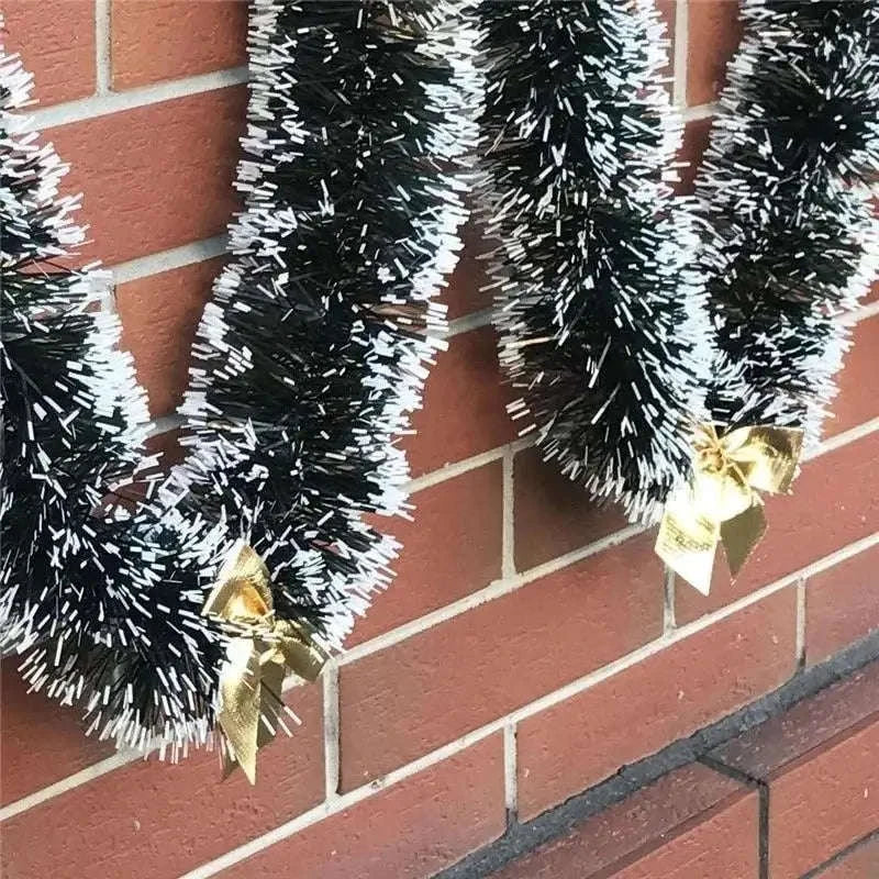 2m Dark Green Christmas Ribbon Garland for Festive Decorating - Image 4