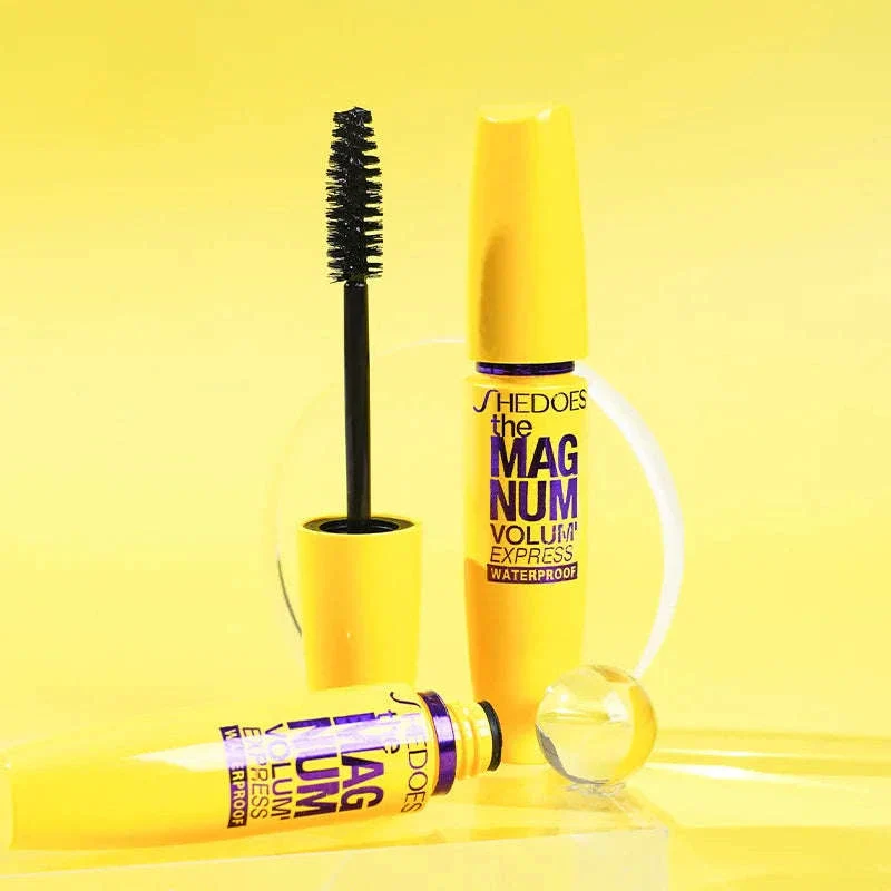4D Fiber Mascara for Bold Length, Curl, and Volume - Image 2