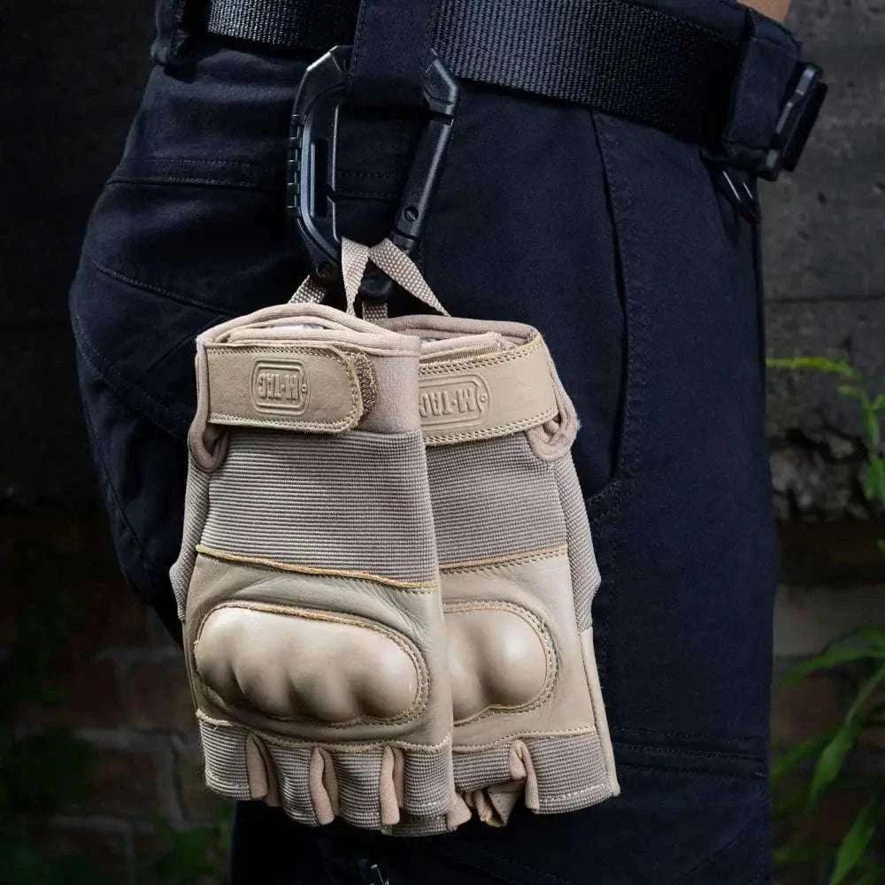 5-Pack Tactical Plastic Carabiner Clips for Molle Gear and Backpacks - Image 3