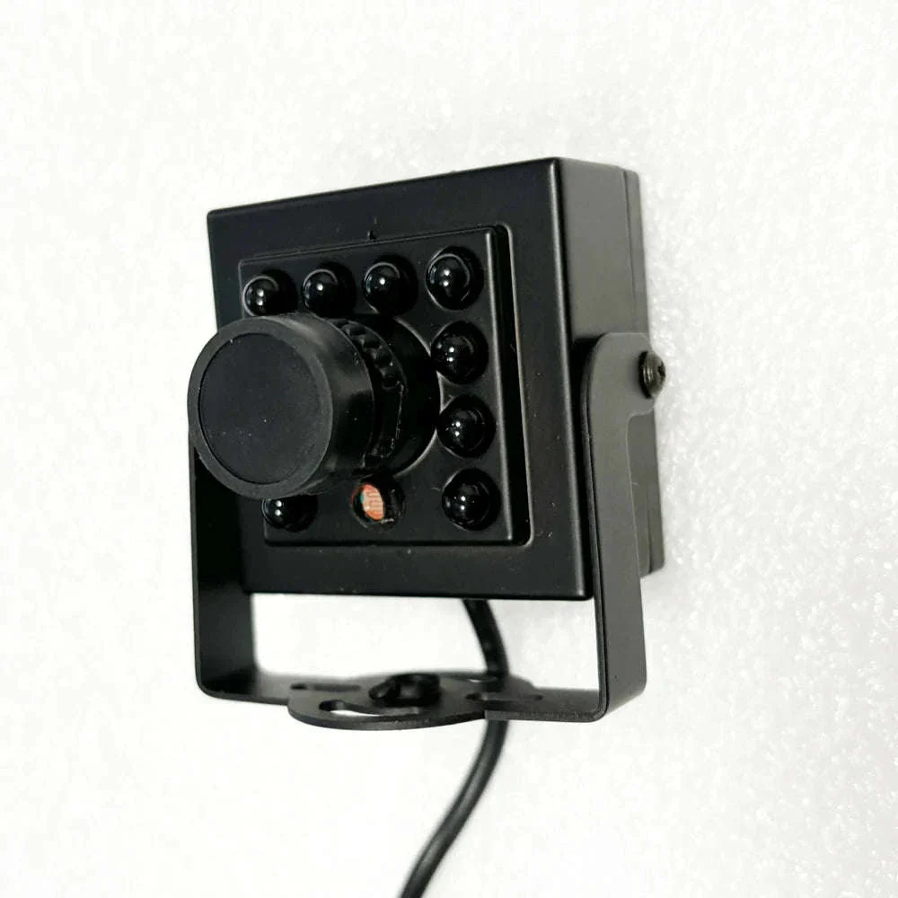 AHD 3MP/5MP Indoor Metal IR Security Camera with UTC - Image 3