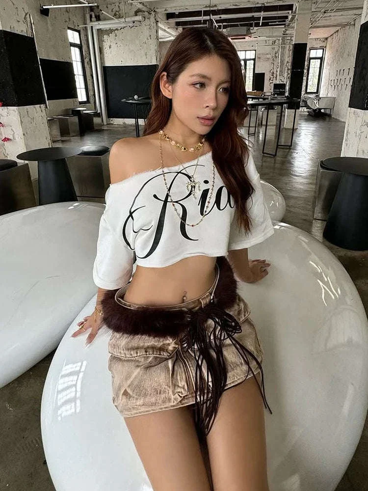 Asymmetrical Letter Print Crop Tee for Women with Skew Collar Fit - Image 2