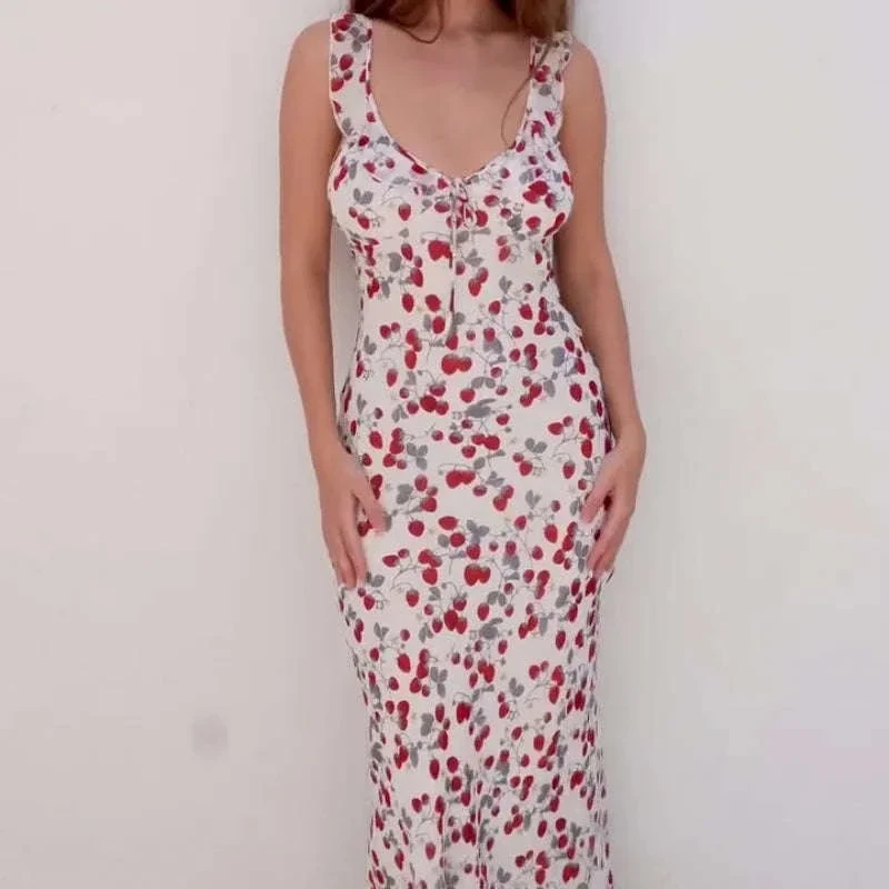 Floral Maxi Dress with Plunge Back and Summer Flow - Image 49