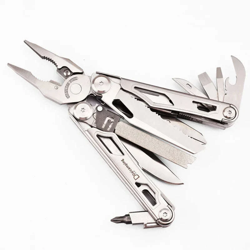 Daicamping DL30 21-in-1 Multitool for Camping and Repairs - Image 29