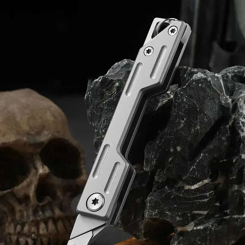Folding Hobby Knife Kit for Precision Craft Cutting - Image 11