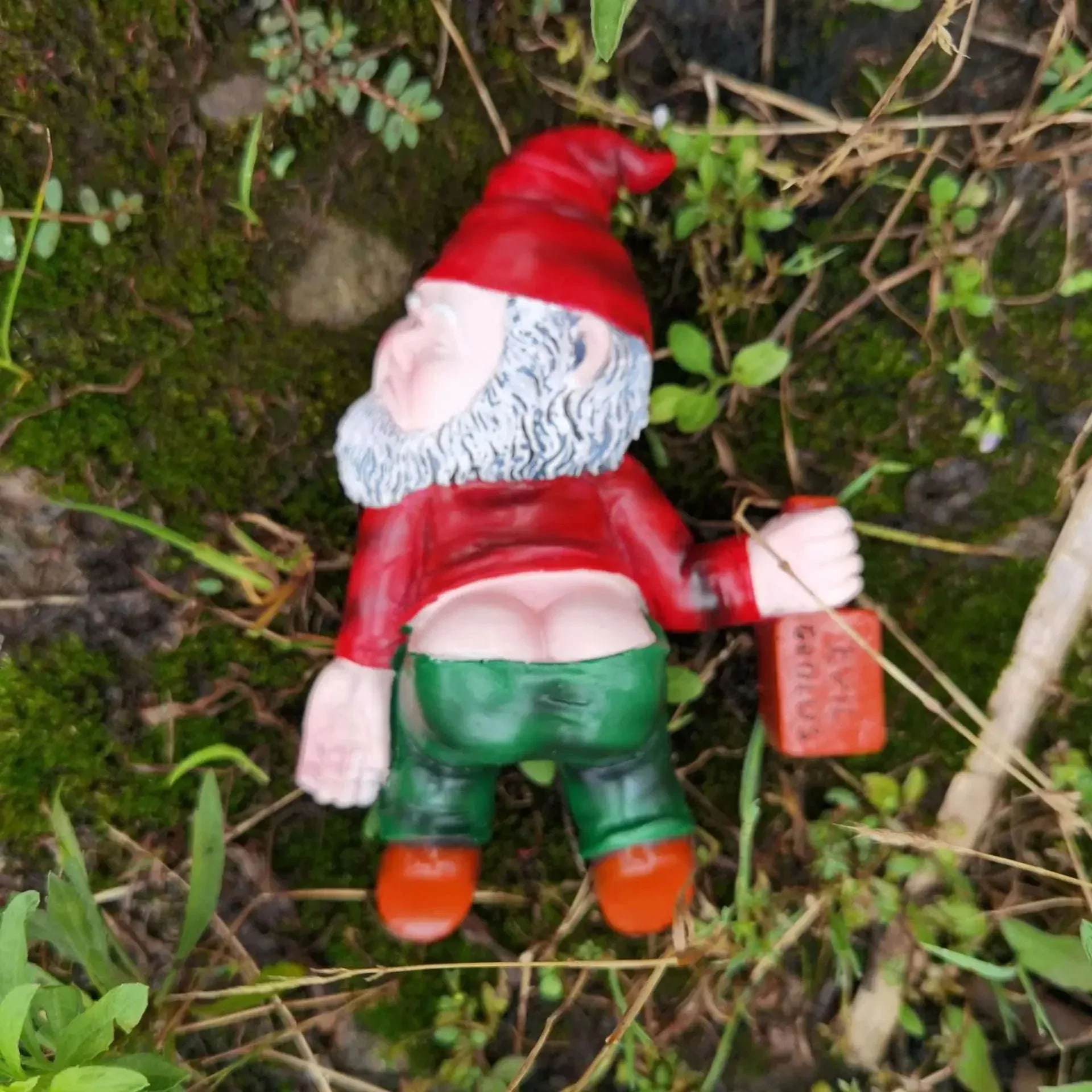 Funny Drunken Garden Gnome Statue 15cm Resin Outdoor Indoor Decor - Image 5