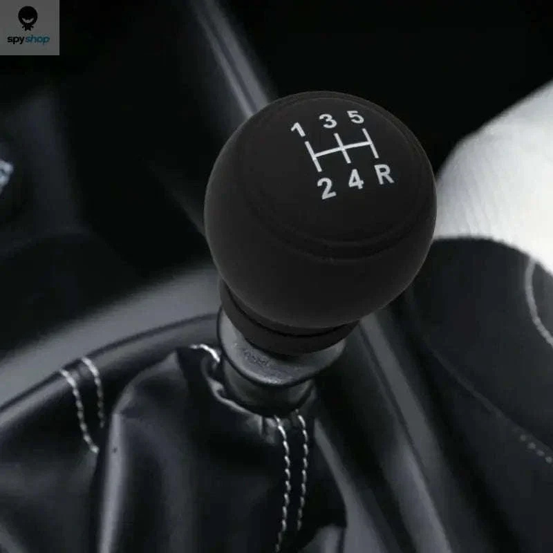 Silicone Gear Shift Cover for Manual Cars - Image 2