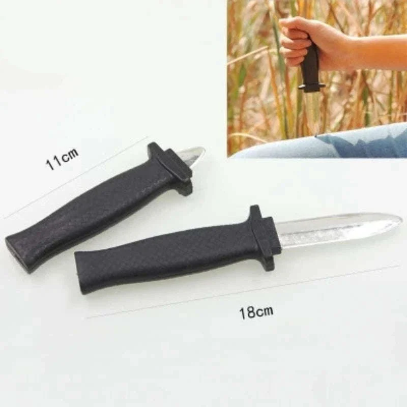 Halloween Retractable Prank Dagger for Parties and Costumes