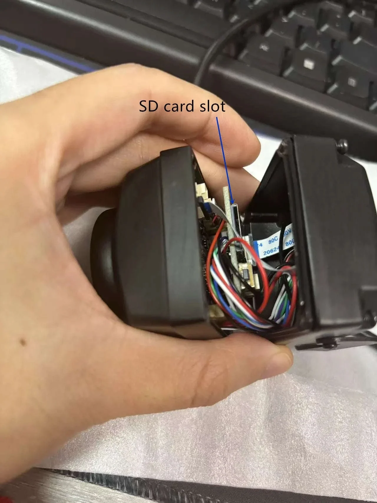 8MP WiFi IP Security Camera with Motion Detection and IP66 - Image 8