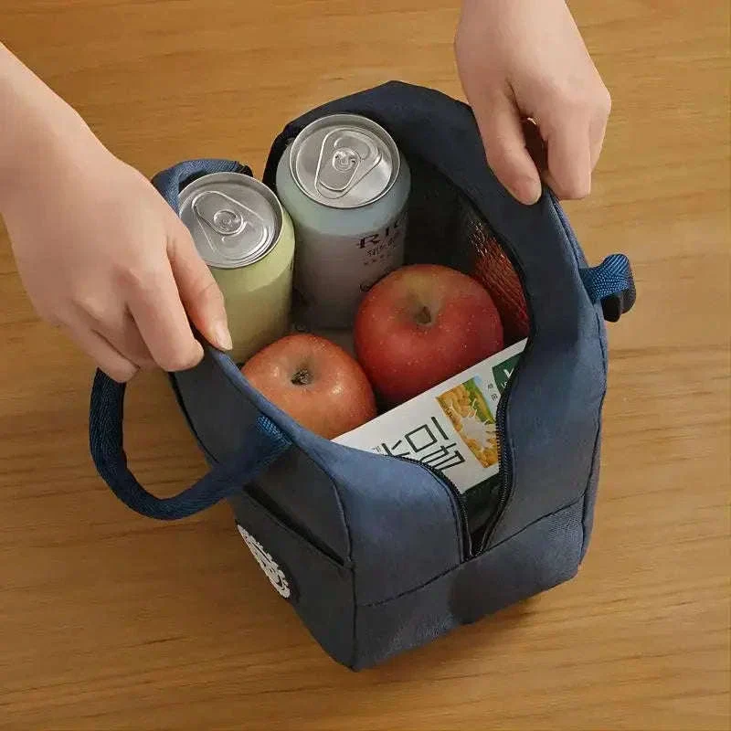 Insulated Lunch Bag for Fresh Meals on the Go - Image 5