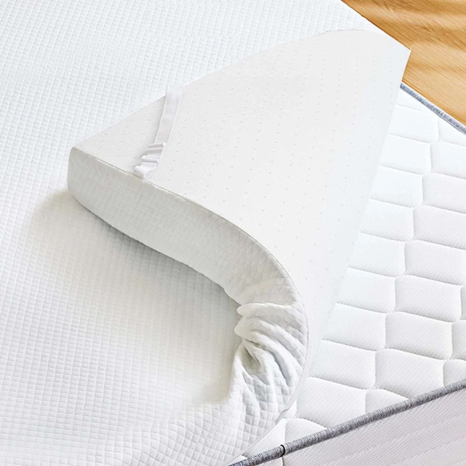 4 Inch Gel Memory Foam Mattress Topper with Cooling Cover Full