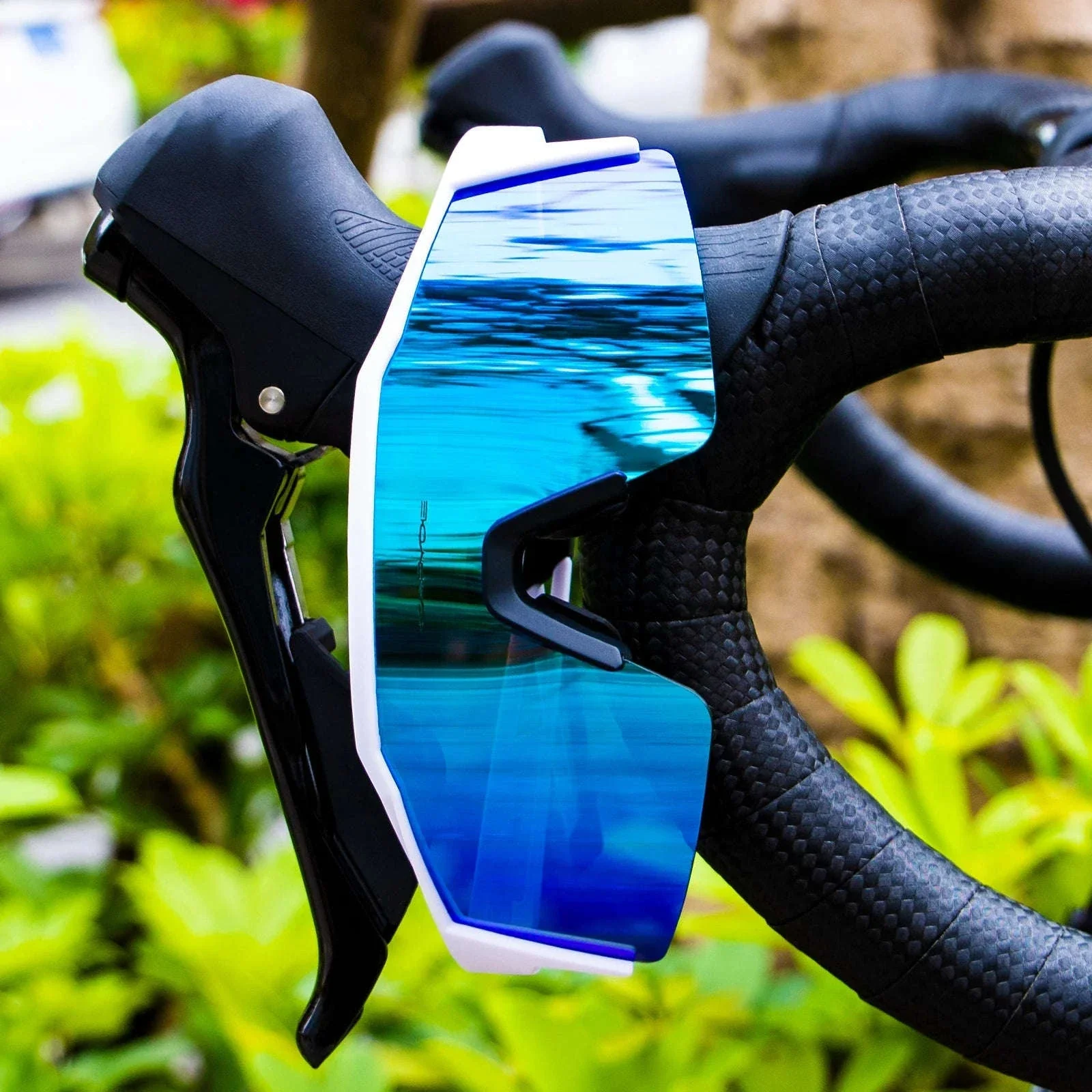 Polarized Cycling Sunglasses with UV400 Protection and Multi-Lens Kit - Image 14