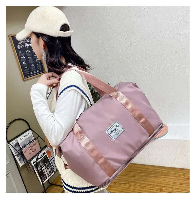 Large-Capacity Travel Bag for Women with Handle - Image 16