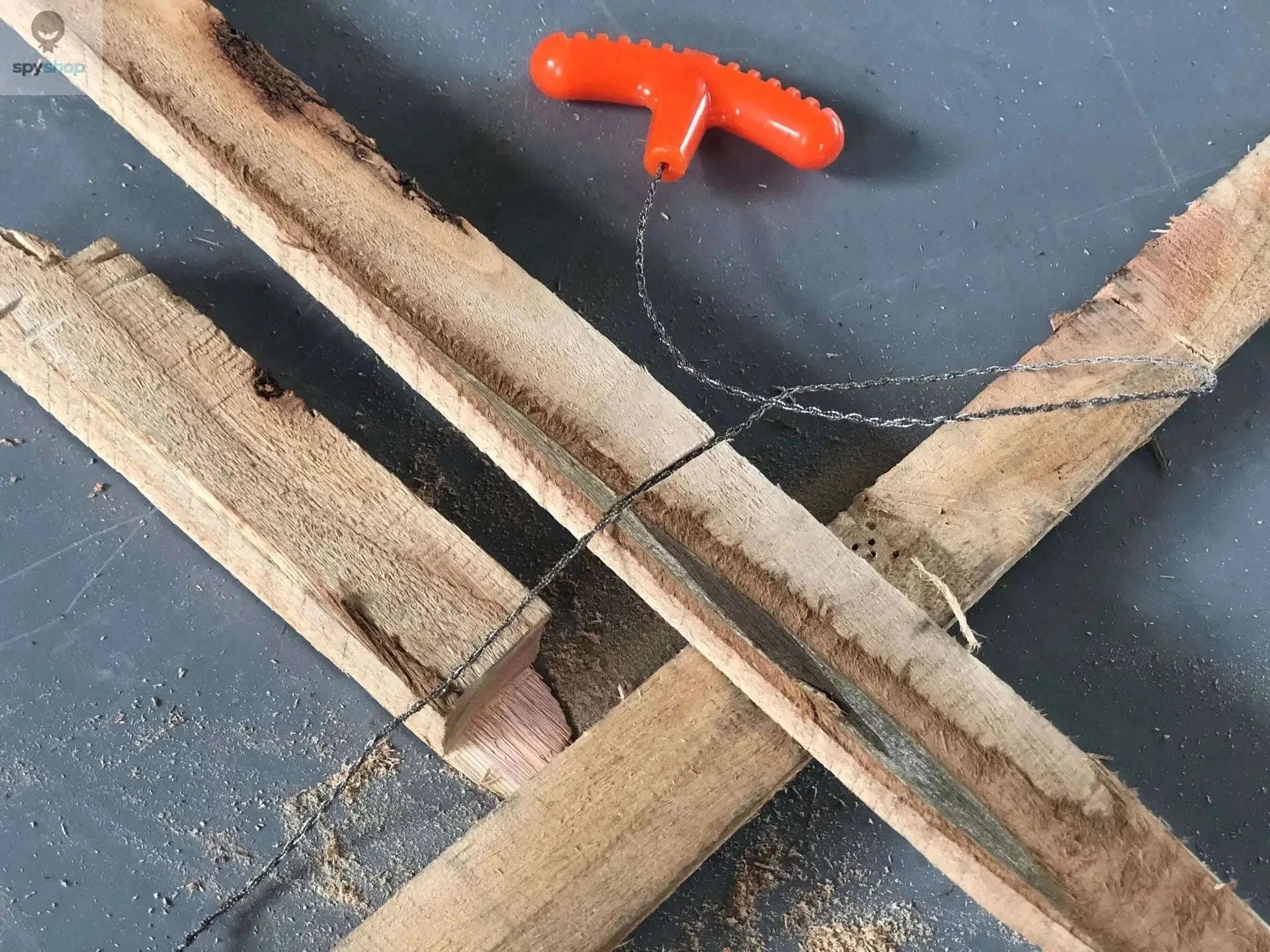 Portable Wire Saw for Camping, Survival, and Outdoor Cutting - Image 15