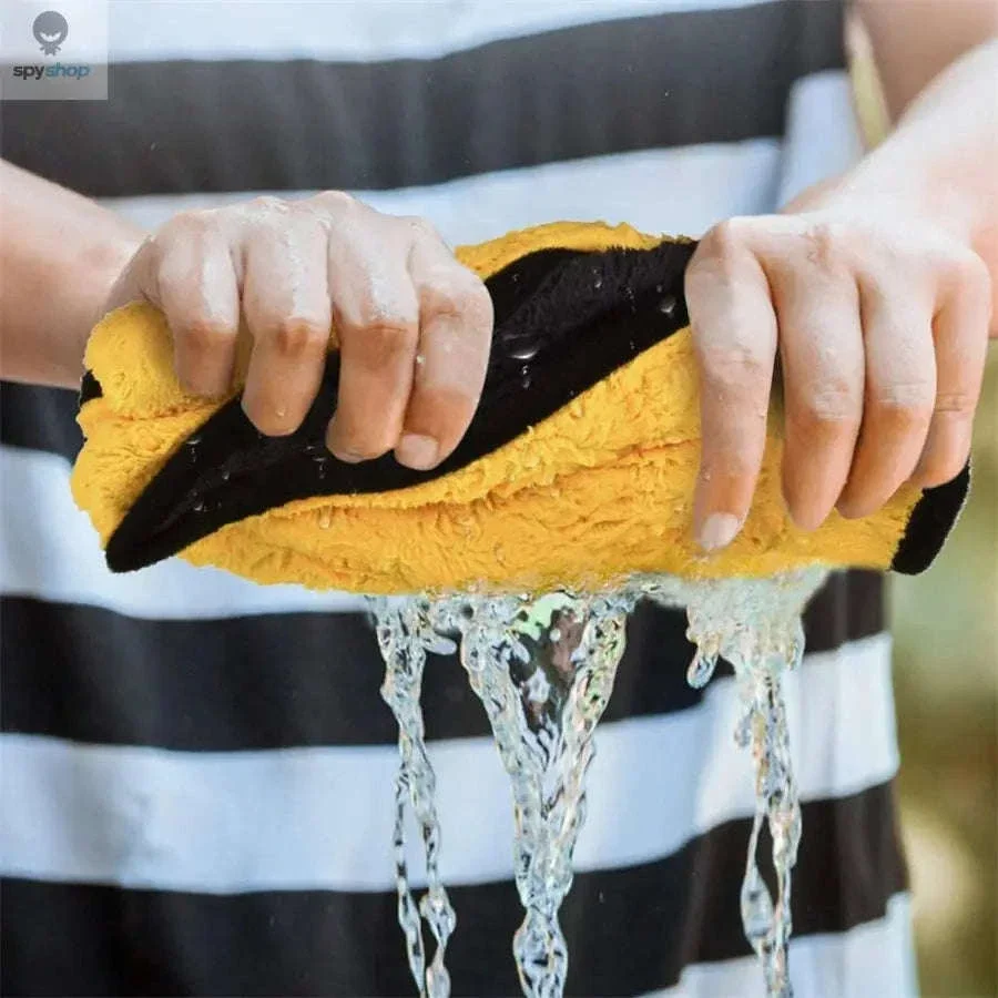 Microfiber Car Cleaning Towel for Scratch-Free Drying and Wiping - Image 5