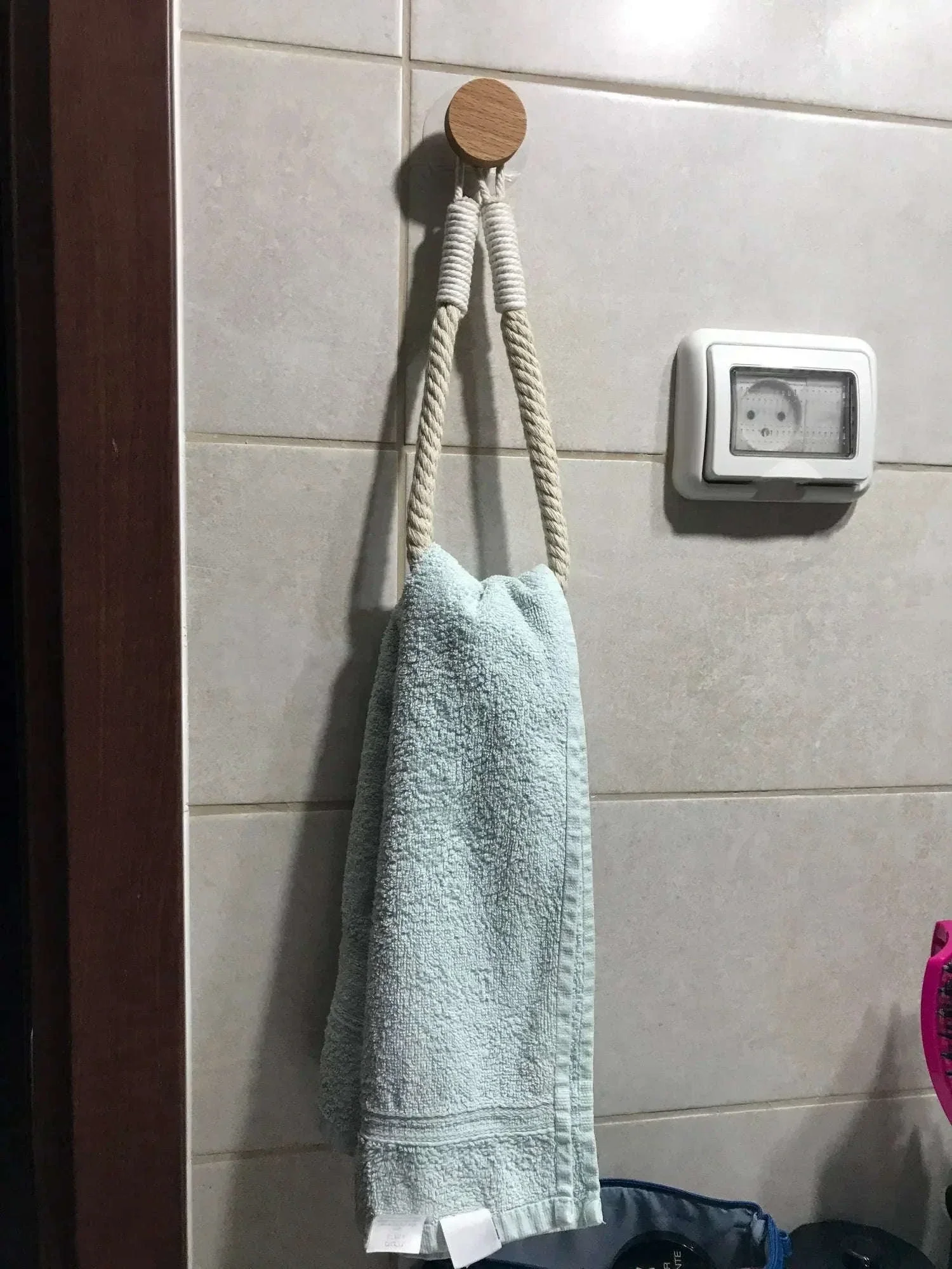 Nail-Free Boho Rope Towel Holder for Wall-Mounted Storage - Image 4