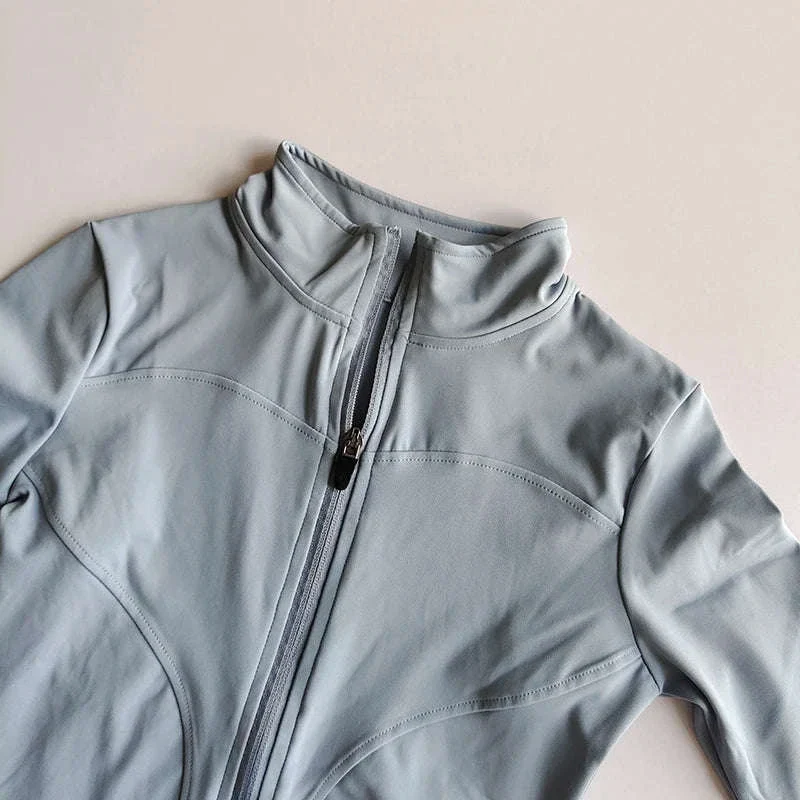 Women's Quick Dry Yoga Jacket with Seamless Comfort - Image 12