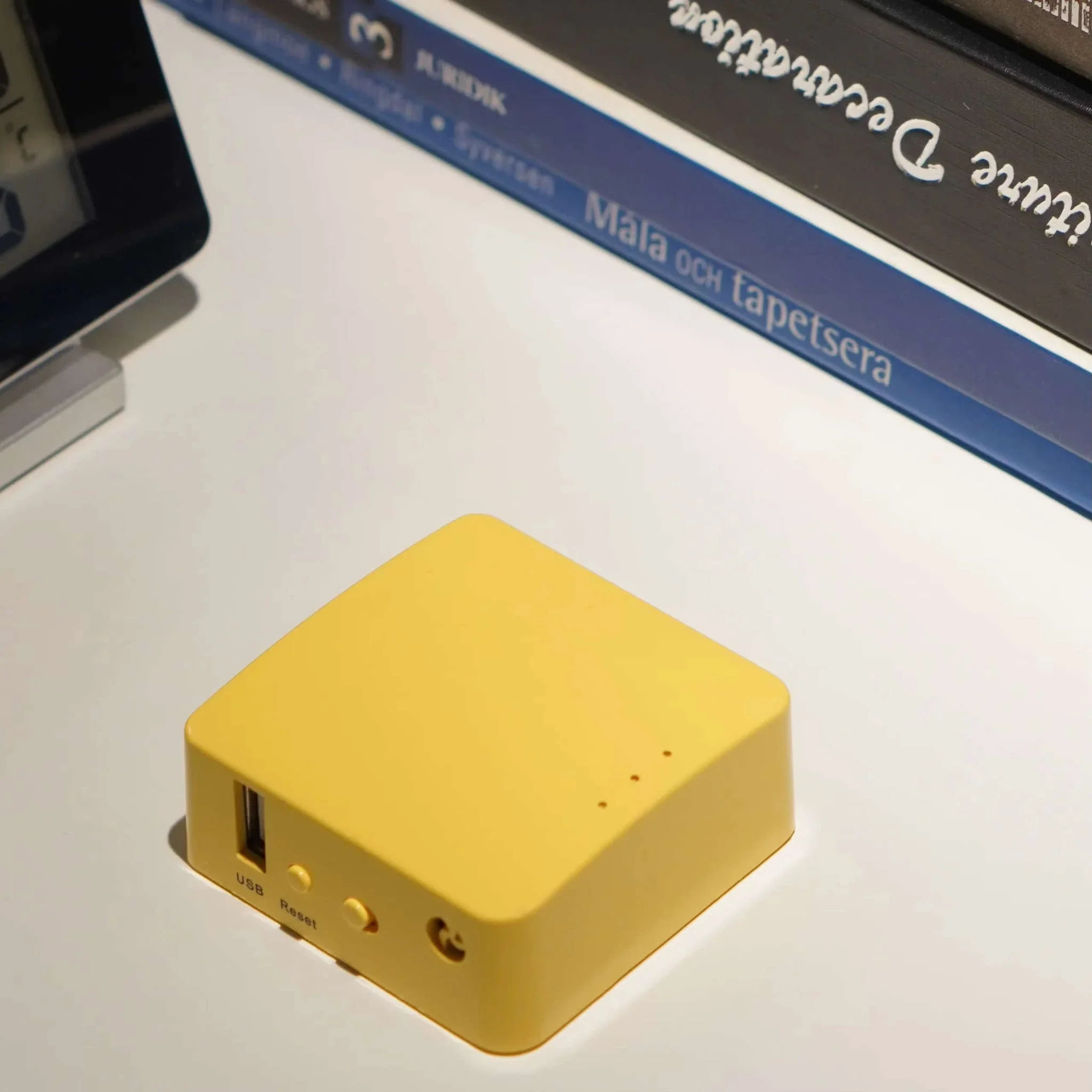 Portable Mini Travel WiFi Router 300Mbps OpenWrt VPN Pocket Size - Image 3