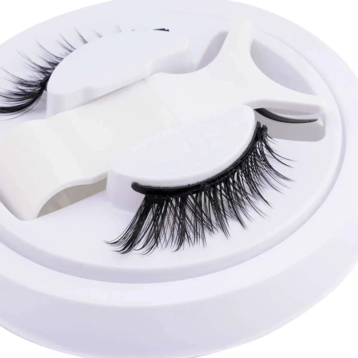 Reusable Magnetic False Eyelashes with Applicator Tweezers Set - Image 10