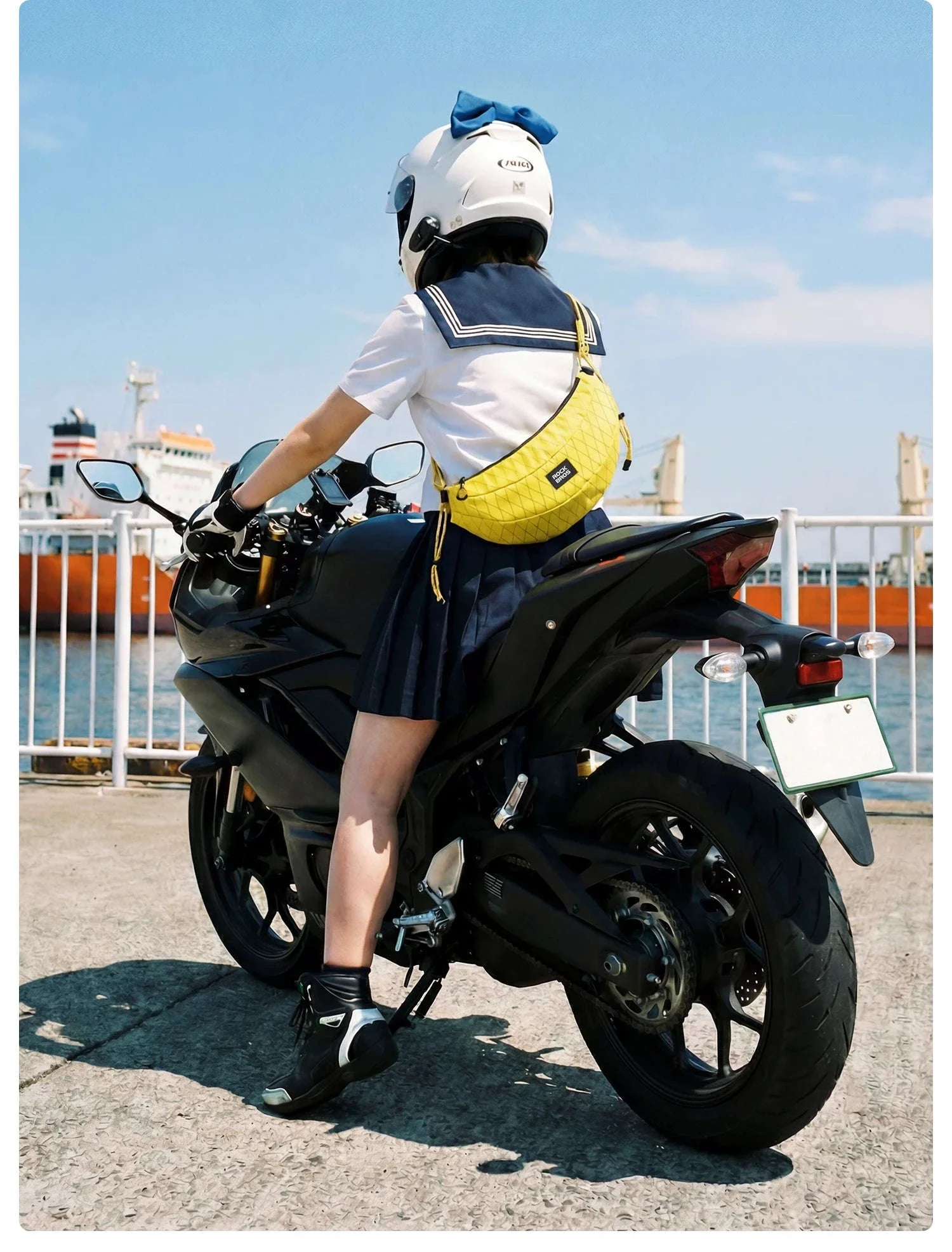Foldable Waist Belt Bag Nylon Half Moon Travel & Cycling Bag - Image 27