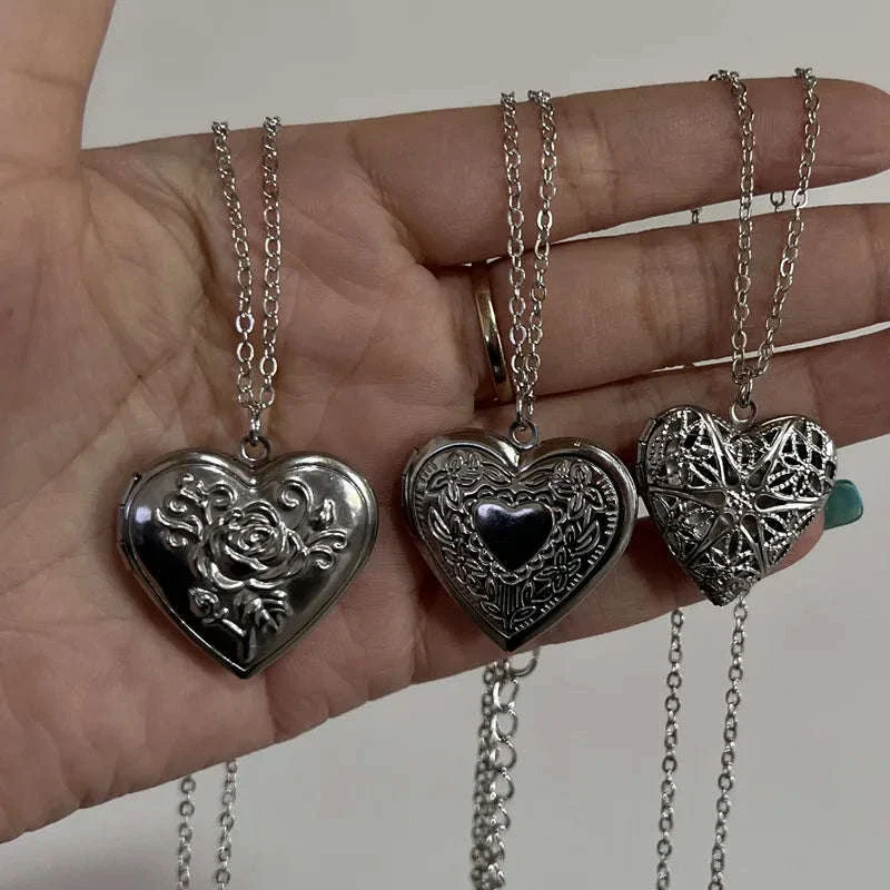 Romantic Heart Locket Photo Frame Pendant Necklace - Image 2