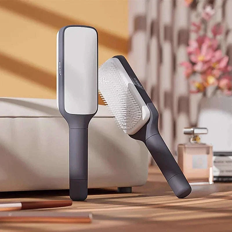 Self-Cleaning Hairbrush with Scalp Massager and Detangler - Image 5