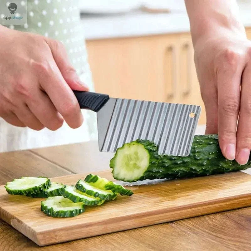 Stainless Steel Crinkle Cutter Knife for Wavy Fruit and Veggie Slices - Image 11