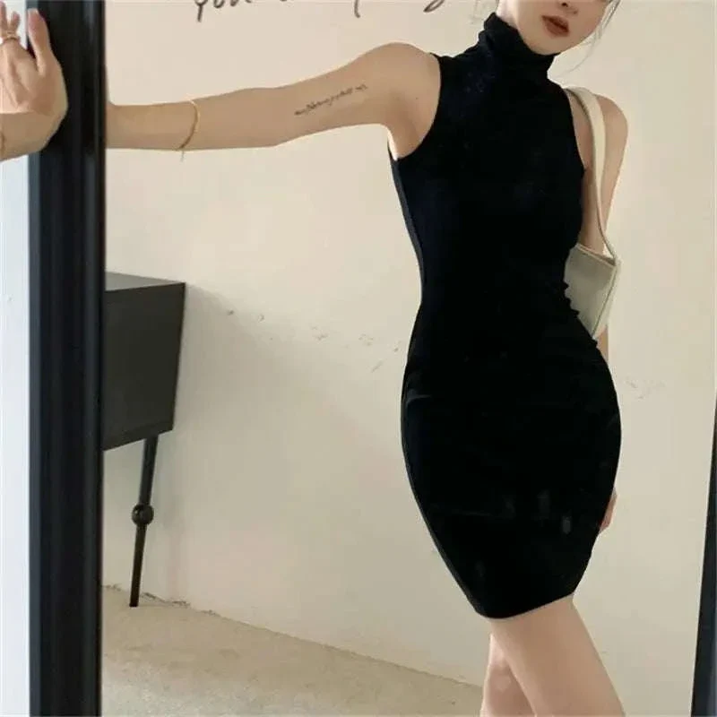 Summer Pleated Bodycon Dress with Flattering Mini Silhouette - Image 27