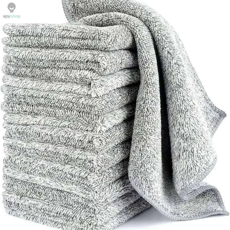 Thick Microfiber Cleaning Cloths for Streak-Free, Easy Cleaning - Image 3