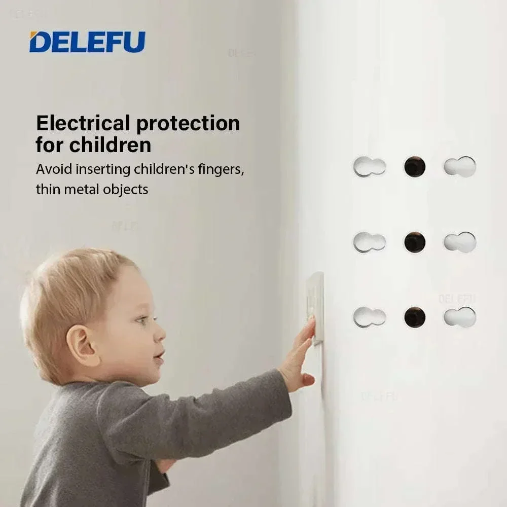 Tempered Glass Tuya WiFi Smart Wall Socket with USB-C Charging - Image 5
