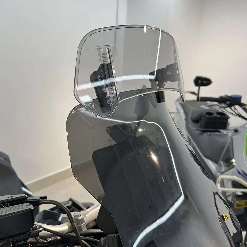 Adjustable Motorcycle Windshield Extension for Smoother Rides - Image 6