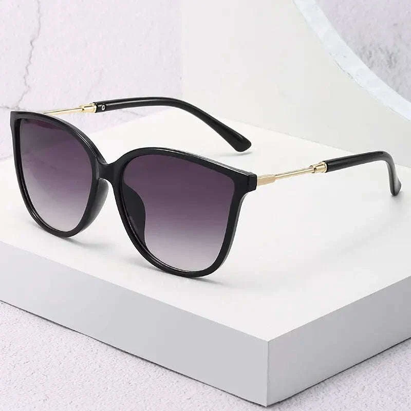 Vintage Cat Eye Sunglasses for Women with UV400 Lens Protection - Image 15