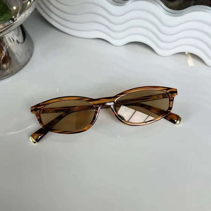 Vintage Small Frame Women's Cat-Eye Sunglasses with UV400 - Image 17