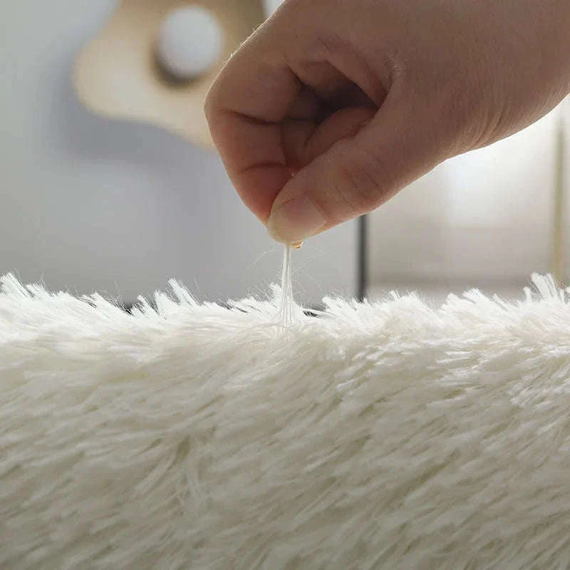 White Fluffy Pink Rug for Soft, Modern Living Room Comfort - Image 4