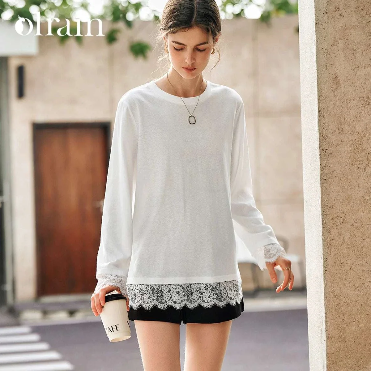 Women's White Cotton Long Sleeve Lace Crewneck Loose T-Shirt