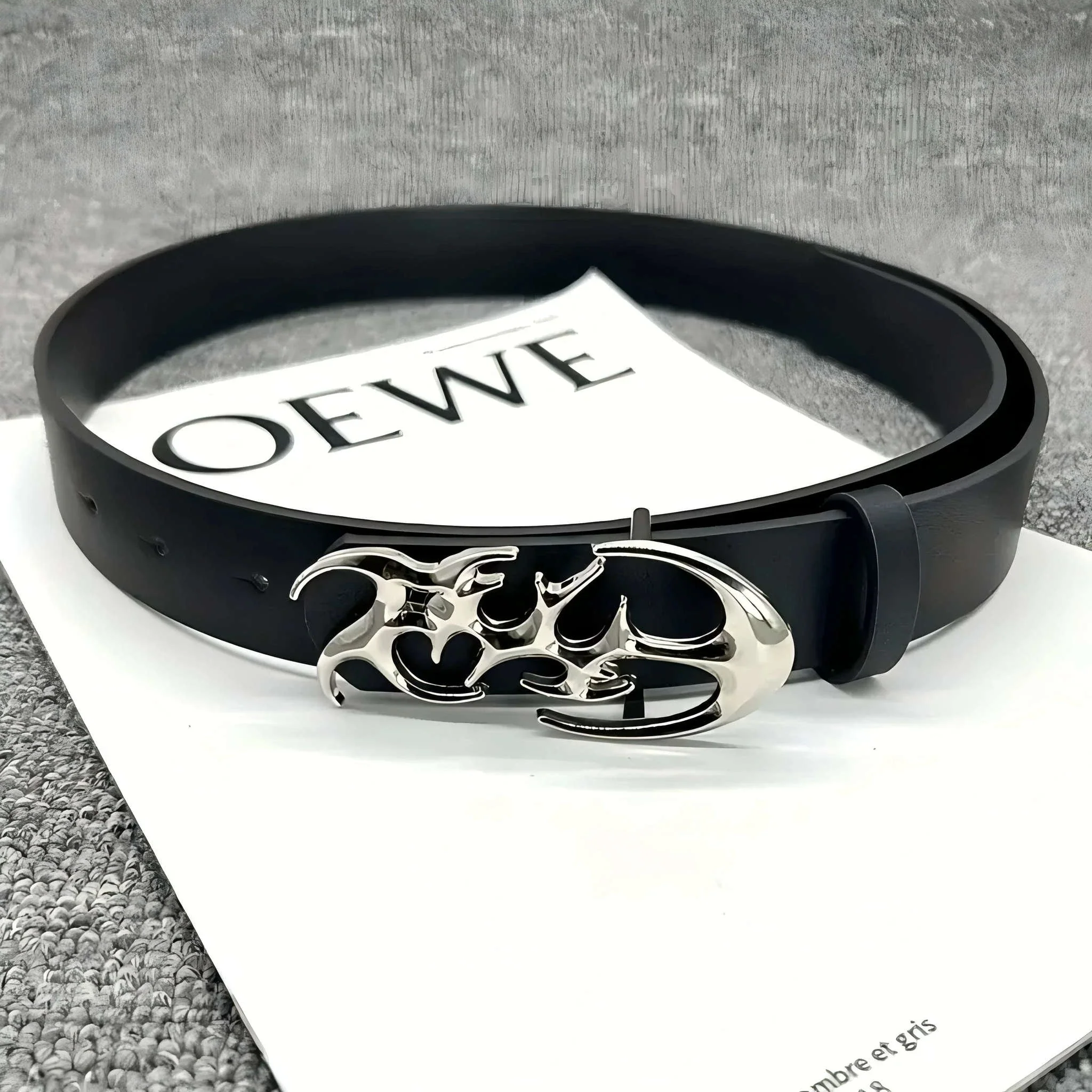 Y2K Hollow Punk Belt in PU Leather, Unisex Statement Accessory - Image 12